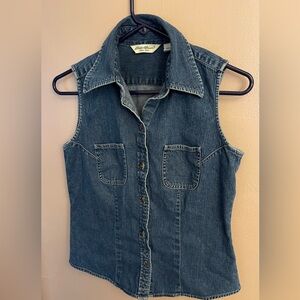Eddie Bauer womens denim sleeveless  collared blouse top chest pockets size S